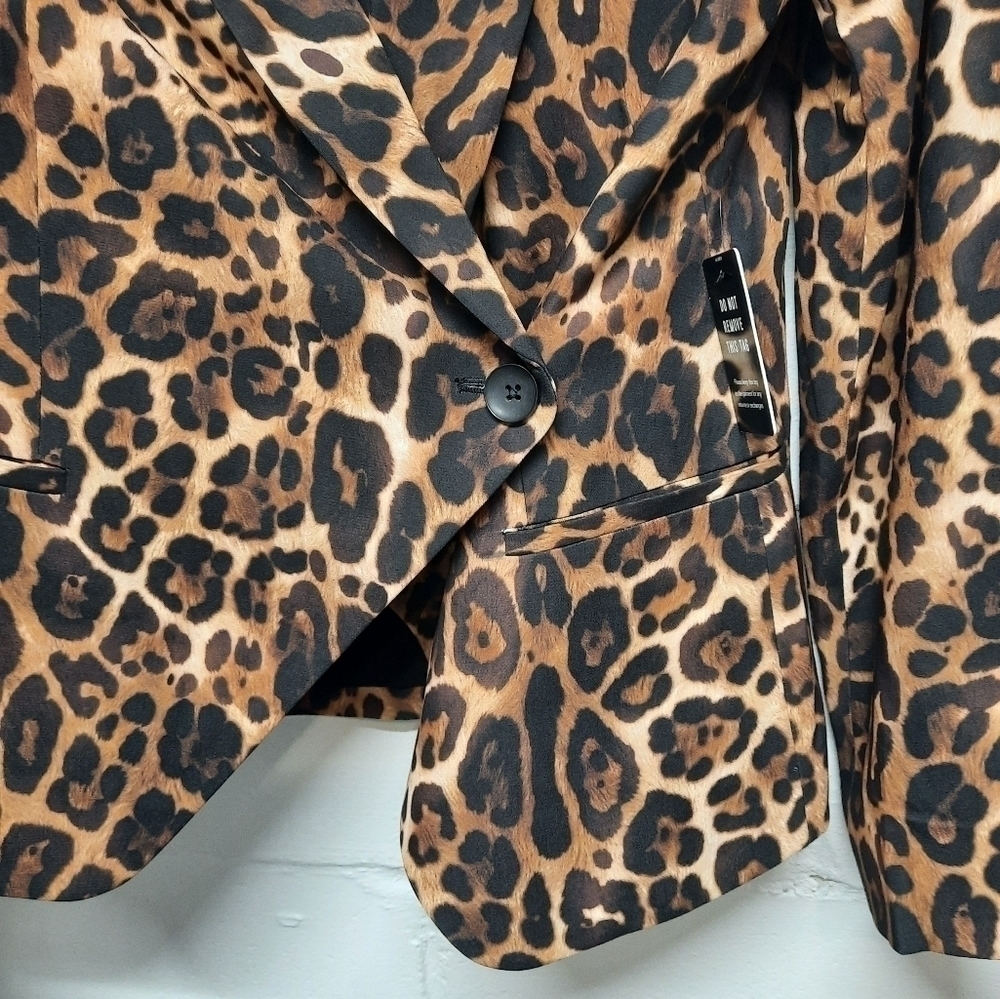 Express Leopard Print Peak Lapel Double Breasted Wrap Front Blazer Size 2 New - Picture 2 of 9